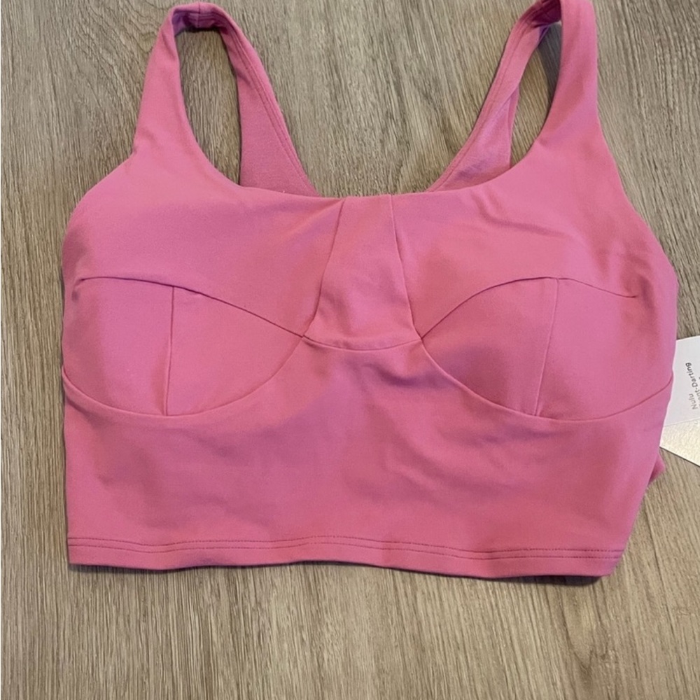 Lululemon Nulu Front-Darting Yoga Bra